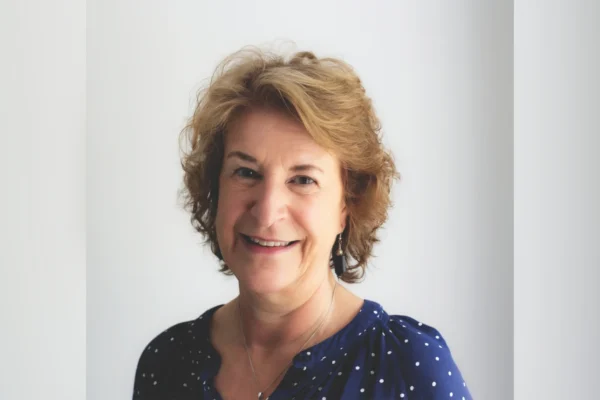 Edwina Lonsdale, Mundy Cruising, The Cruise Career Springboard